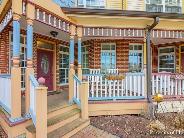 4171 Royal Mews Cir, Naperville, IL 60564