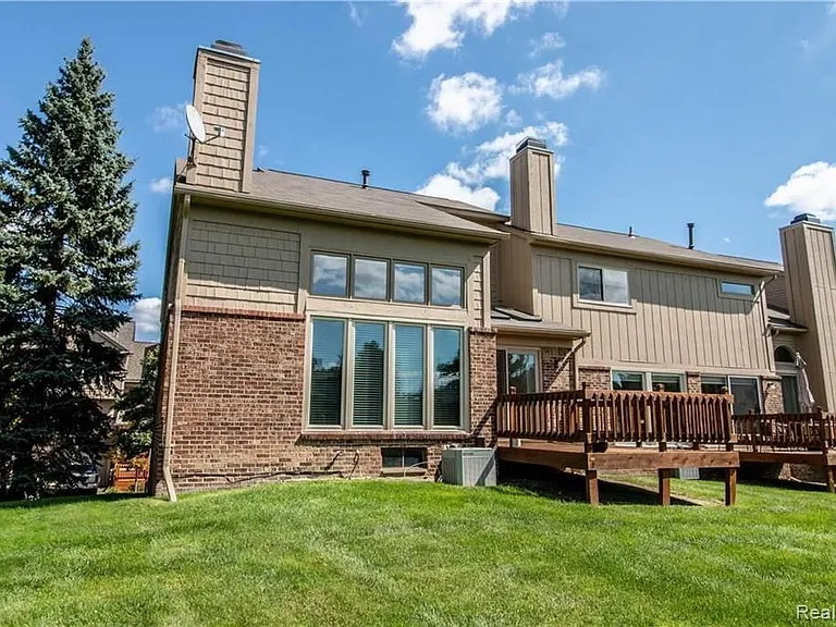 4203 Breckenridge Dr — Photo 16