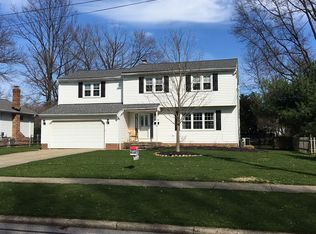 7425 Lauren J Dr, Mentor, OH 44060