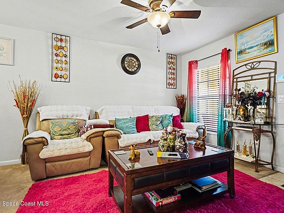 3rd image of 1070 Luminary Cir APT 105