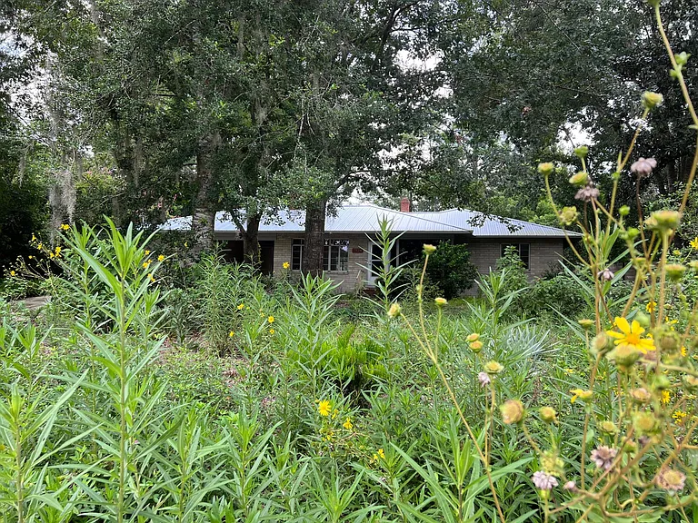 1824 NW 10th Ave — Photo 4