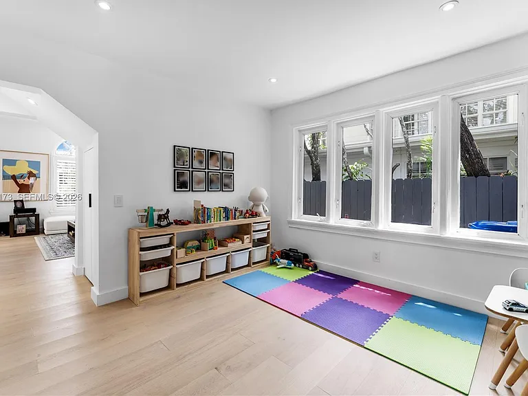 1826 Fairhaven Pl — Photo 9
