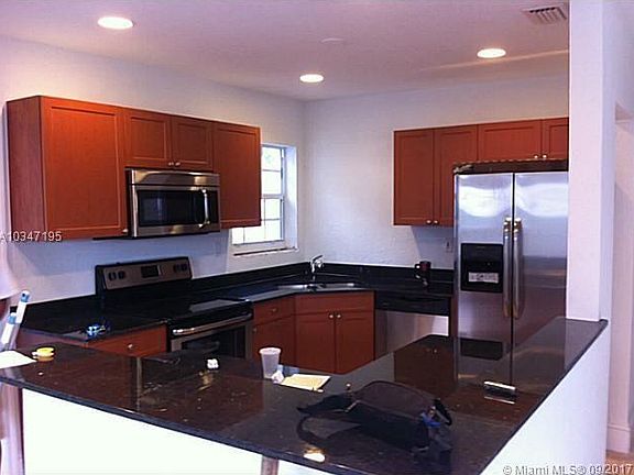 3rd image of 1231 NW 190th St