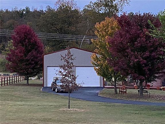 3rd image of 14348 Springtown Rd