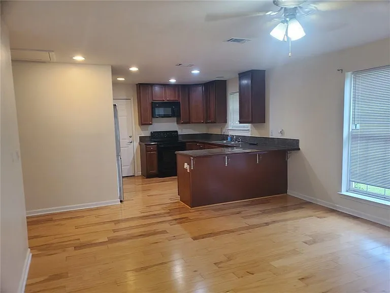 6224 Milne Blvd — Photo 9