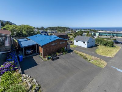 48 E 8th St, Yachats, OR, 97498