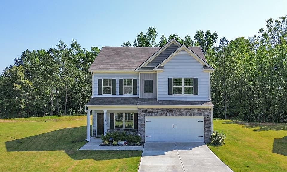 1st image of 135 Collington Cir