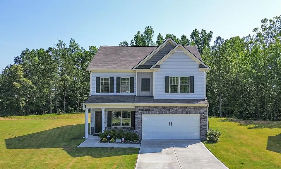 135 Collington Cir