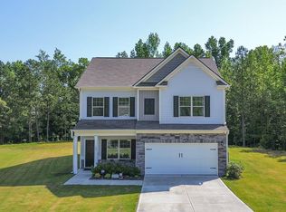 135 Collington Cir, Dalton, GA 30721