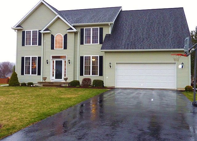 1st image of 32 Anncox Ln
