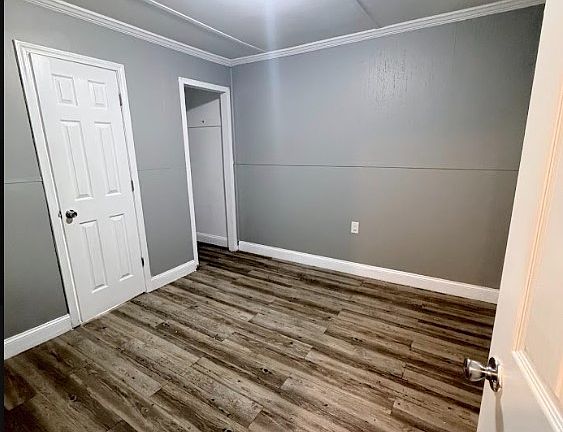 4th image of 3904 Griffin St #A