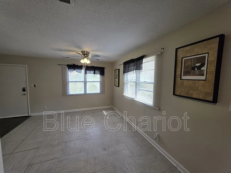 2313 Fitzgerald Ave — Photo 6