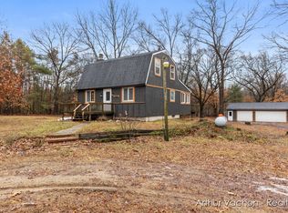 11820 Sandy Bottom Rd NE, Greenville, MI 48838