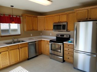 1609 S Campbell Trl, Sioux Falls, SD 57106