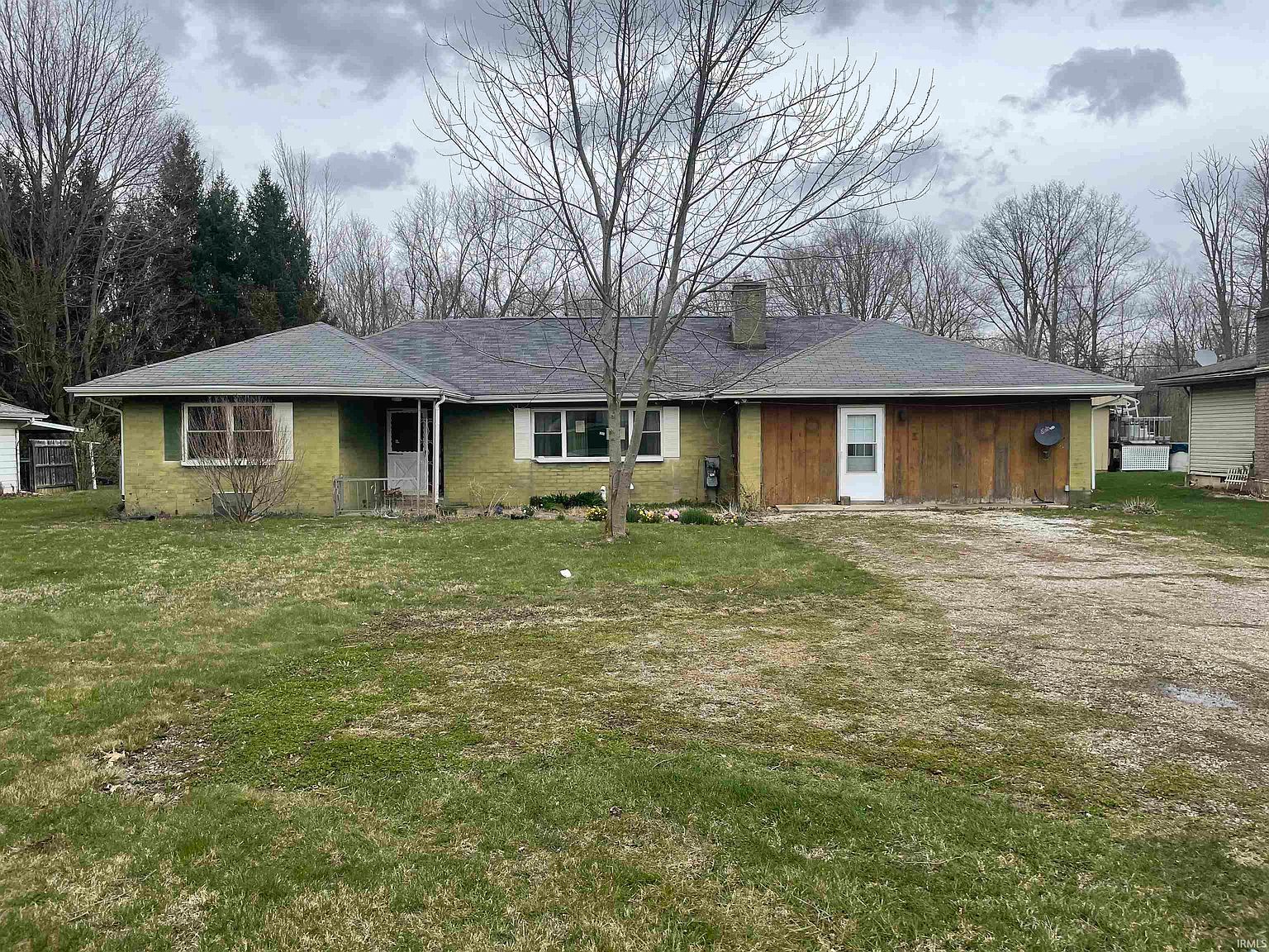 13477 S Us Highway 35, Galveston, IN 46932 | Zillow