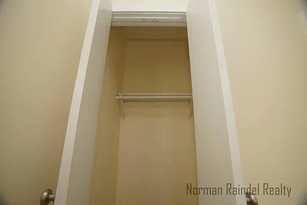 Rented by Norman Raindel, LREB | media 29