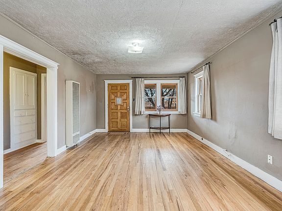 2nd image of 510 & 510-1/2 Franklin Ave