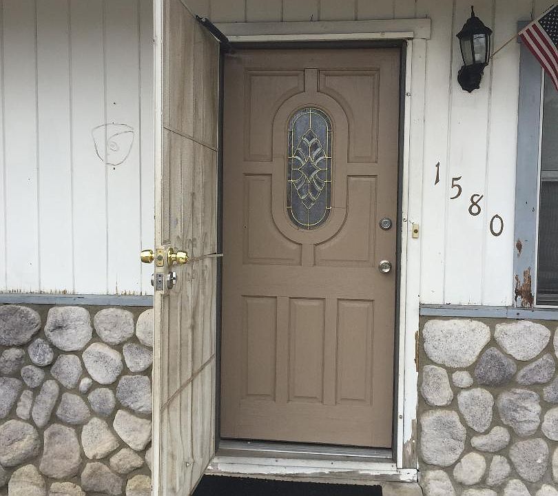 1st image of 1580 E Marshall Blvd
