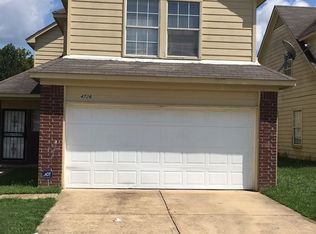 4726 Royal View Dr, Memphis, TN 38128