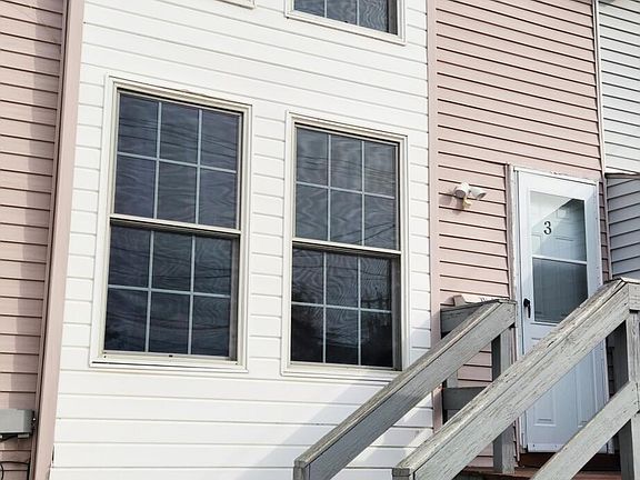 3rd image of 3 1st Avenue