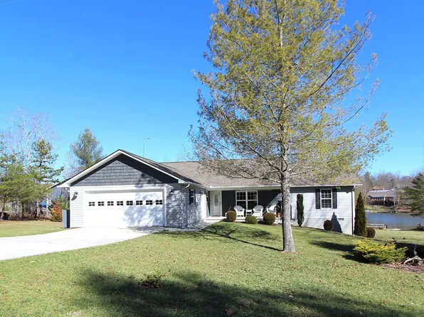 905 Modac Dr, Crossville, TN 38572
