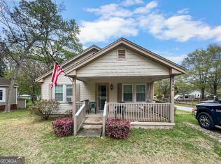8604 Park St, Douglasville, GA 30134