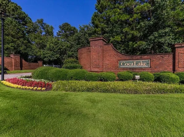514 Sweetwater Dr, Cataula, GA 31804