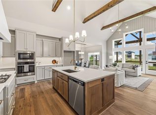 2226 SW Heartland Ct, Lees Summit, MO 64082