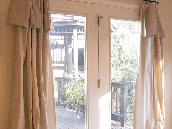 Exit from Eat-In Kitchen to Deck