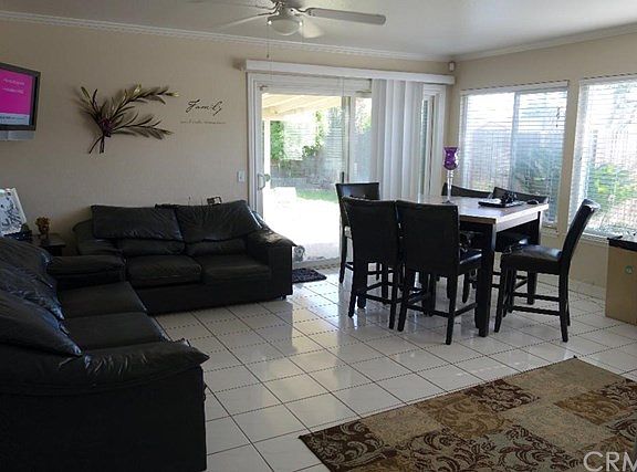 4th image of 536 E Boxwood Ct