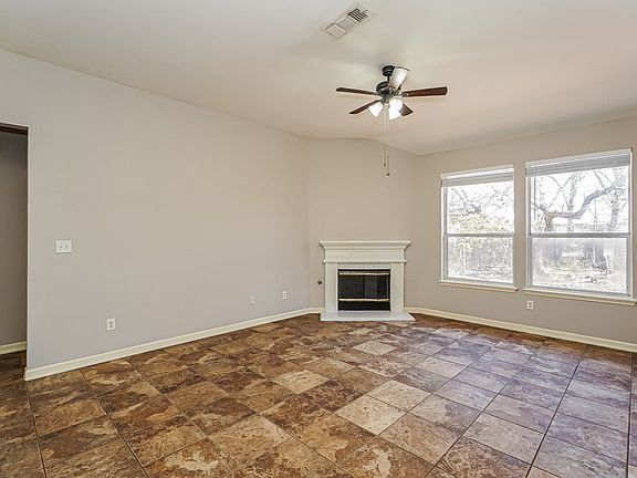 4th image of 3821 Willowick Cir