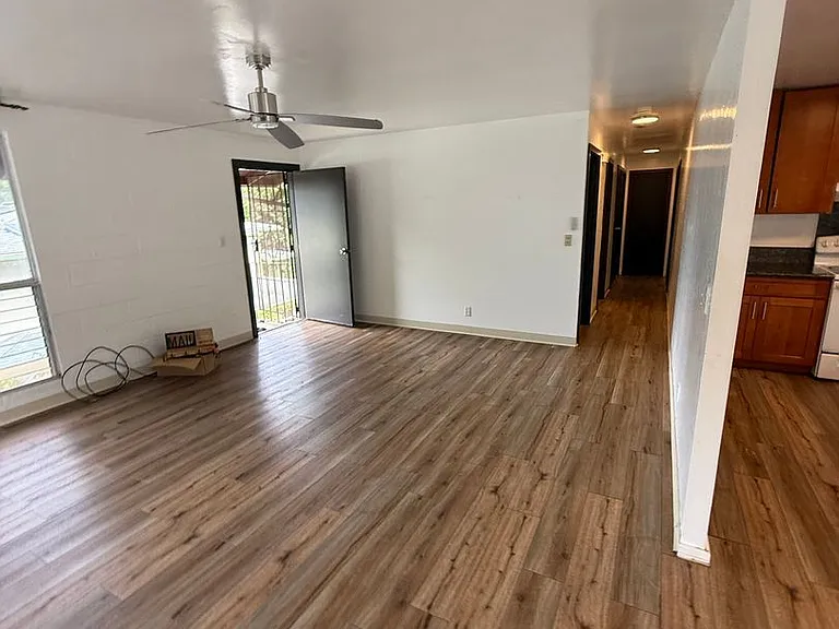 2840 Booth Rd — Photo 2