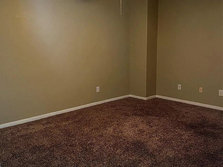 18510 Ranch View Trl — Photo 4