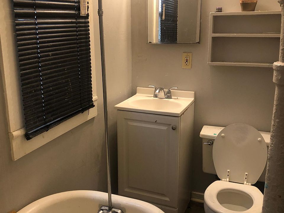 1st image of 6201 Lawn Ave