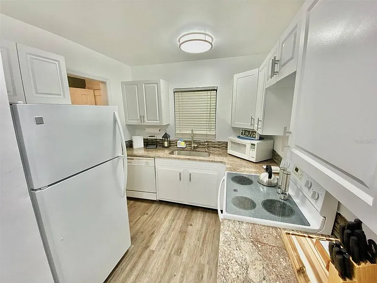 1222 Villa Ln #136 — Photo 13