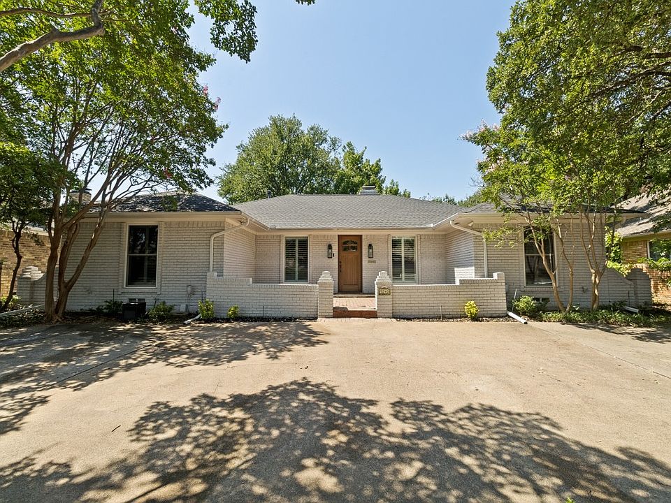 1st image of 9240 Locarno Dr