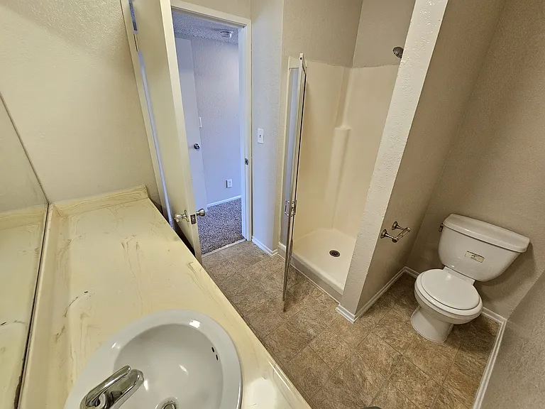12460 Kittridge St #2 — Photo 17
