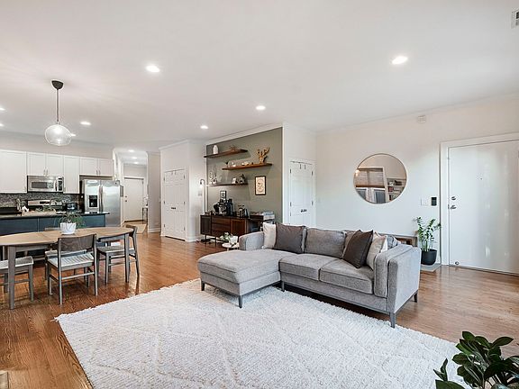 2nd image of 2550 W Logan Blvd #3F