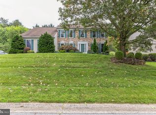 8 Woodpecker Rd, Newark, DE 19711