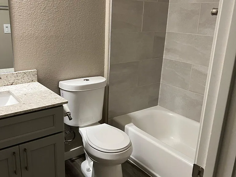 116 4th Ave #116 — Photo 3