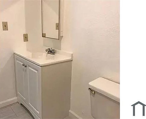 3rd image of 1234 80th Ave #4