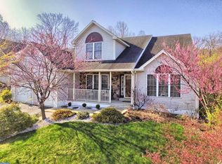 3310 Regency Dr, Sinking Spring, PA 19608