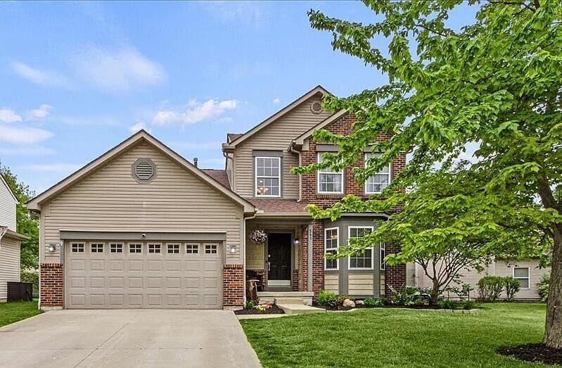 1st image of 541 Quail Hollow Dr S