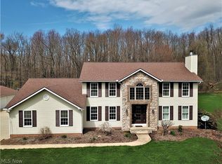 429 Roland Hills Dr, Mogadore, OH 44260