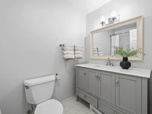 297 Pavonia Avenue image 23 of 30