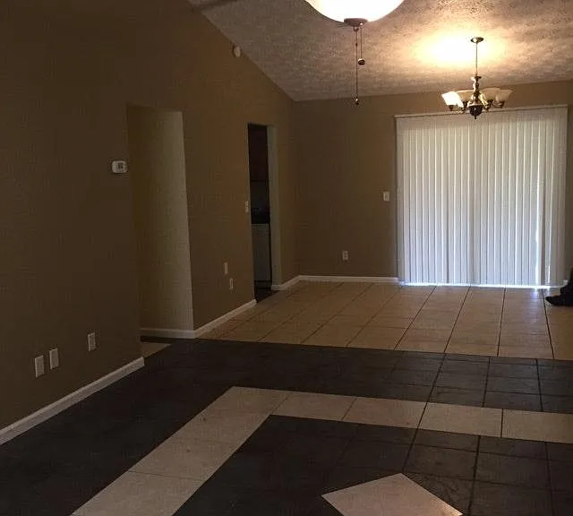 4342 Huntington Forest Blvd — Photo 10