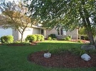 1544 Ridgeline Rd, Rockton, IL 61072