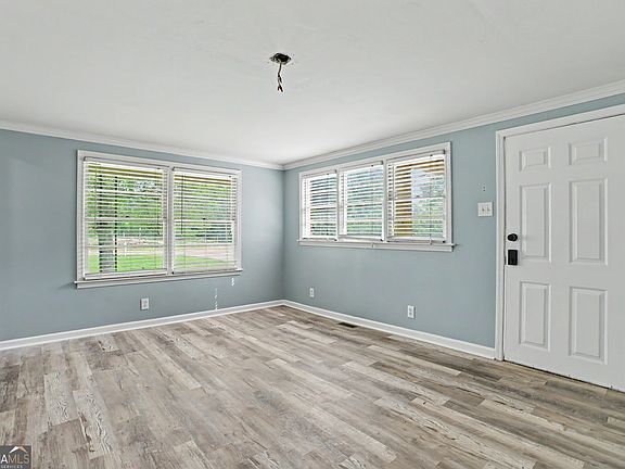3rd image of 3338 Bailey Rd