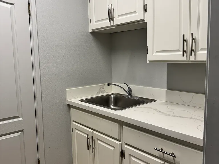 2407 Williams Ct — Photo 11