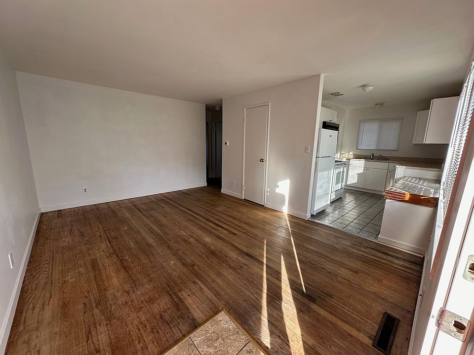 1st image of 10008 7th Ave NW #10008